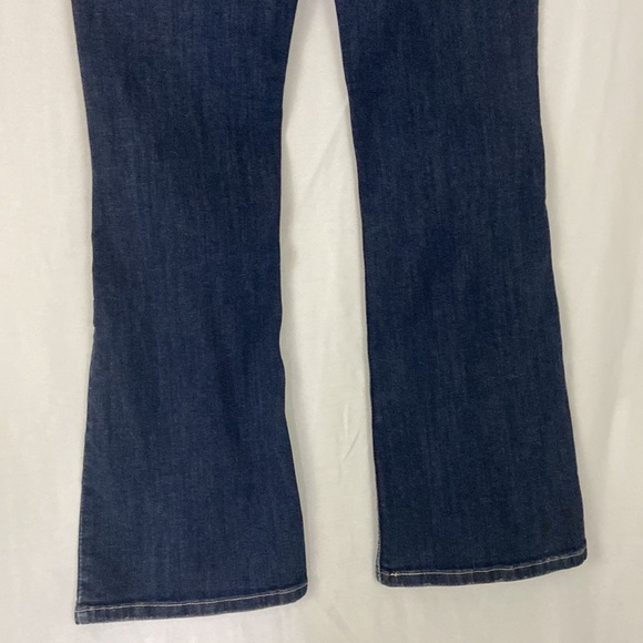 Levi’s Super-low 518 Flared Distressed Jean Size 9M - Picture 7 of 11